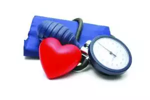 Non solo il sale. Anche i carboidrati incidono sulla pressione arteriosa, ma in che modo? E come intervenire per prevenire l'insorgenza di ipertensione?